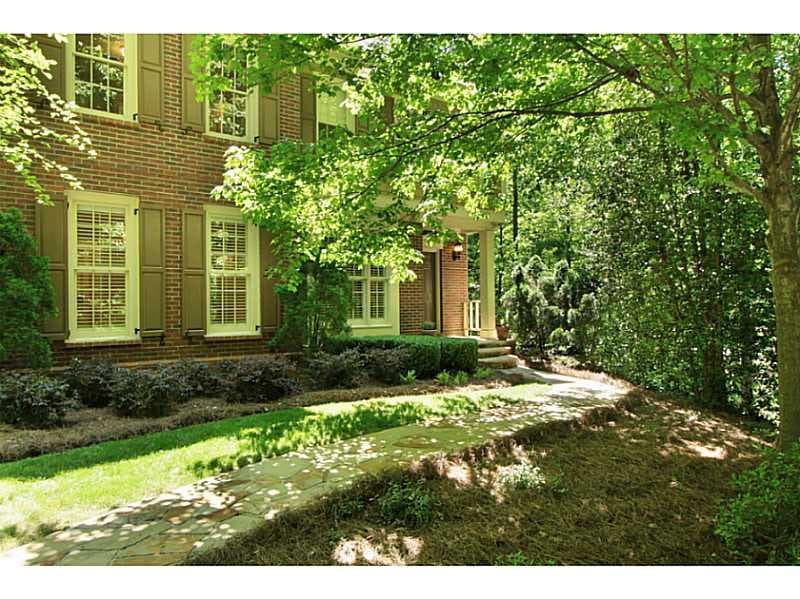 5 bedroom, 2,709 sq ft single family residence sold at 15165 Sandpoint Trace, Alpharetta, GA 30004