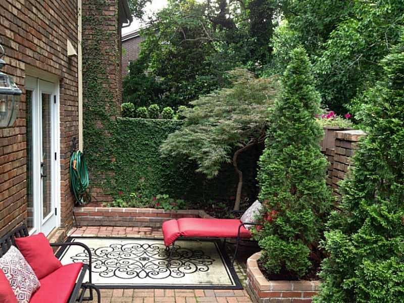 3 bedroom condominium sold at 70 Old Ivy Road 57, Atlanta, GA 30342