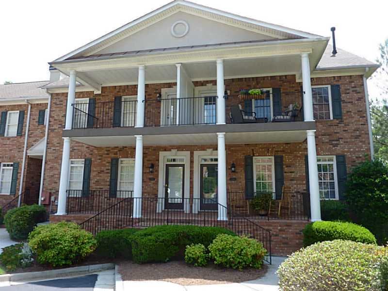 4 bedroom, 3,976 sq ft townhouse sold at 2574 Oglethorpe Circle 2574, Atlanta, GA 30319