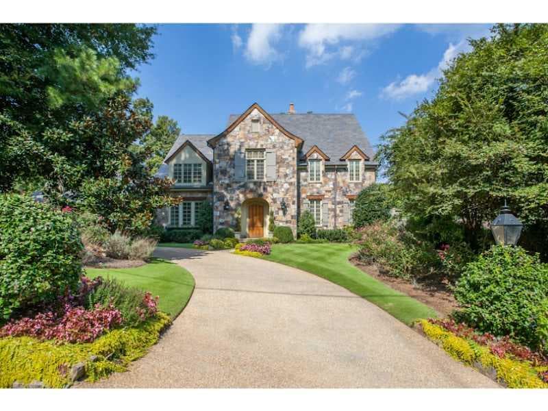 6 bedroom, 5,700 sq ft single family residence sold at 216 Blackland Drive, Atlanta, GA 30342