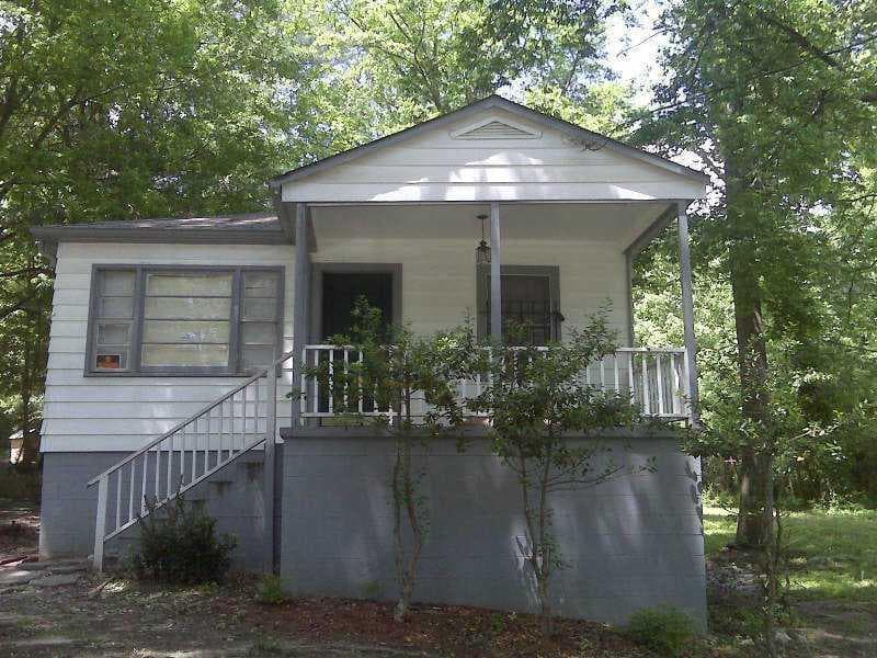2 bedroom, 1,008 sq ft single family residence sold at 4083 Blanton Avenue, Atlanta, GA 30331