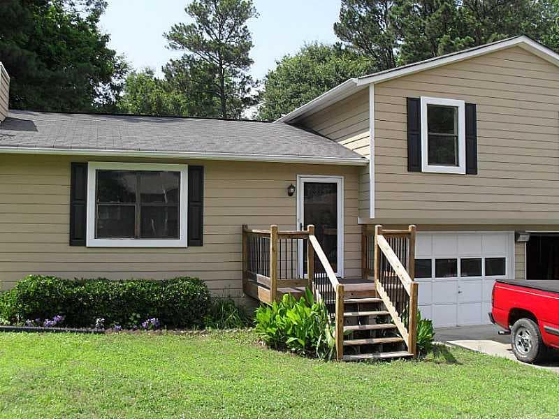 524 Pebble Point Drive, Loganville, GA 30052 — most recent listing photo