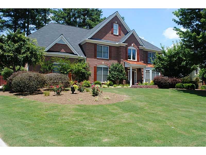 4 bedroom, 2,949 sq ft single family residence sold at 5545 Mcintosh Drive, Cumming, GA 30040