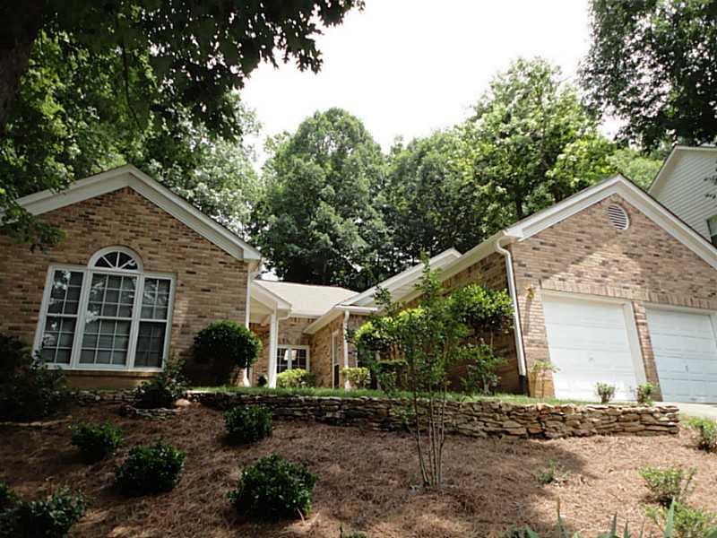 4 bedroom, 2,205 sq ft single family residence sold at 324 Leeward Walk Lane, Alpharetta, GA 30005