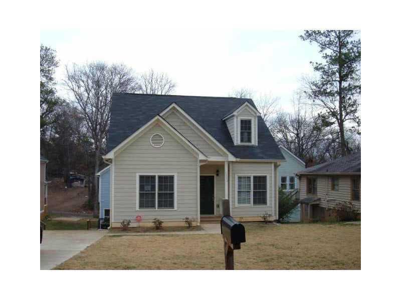 4 bedroom, 1,462 sq ft single family residence sold at 2200 SW Pryor Road, Atlanta, GA 30315