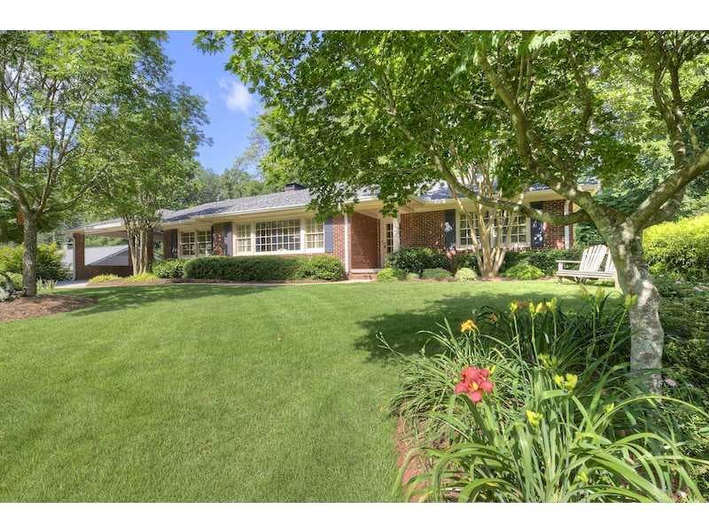 3 bedroom single family residence sold at 4420 Skyland Drive, Atlanta, GA 30342