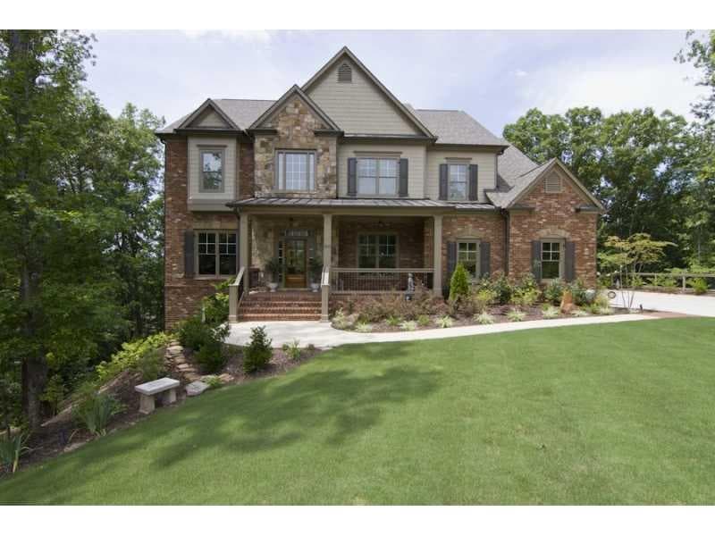 5 bedroom single family residence sold at 2035 Bexhill Court, Roswell, GA 30075