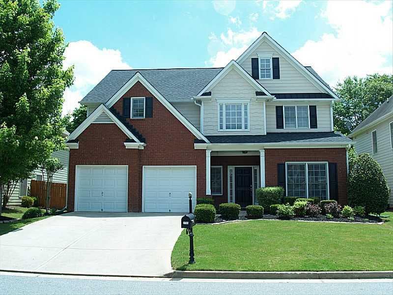 4 bedroom, 2,735 sq ft single family residence sold at 2732 Stillwater Lake Lane, Marietta, GA 30066