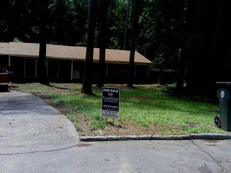 3220 Cloverhurst Drive, East Point, GA 30344 — most recent listing photo