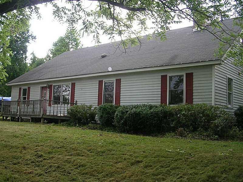5 bedroom single family residence sold at 4447 Nopone Road, Gainesville, GA 30506