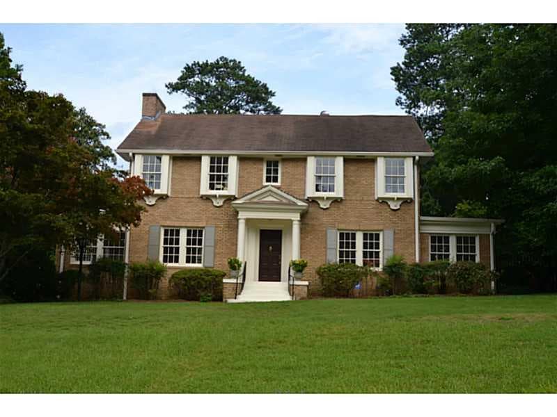 4 bedroom, 3,020 sq ft single family residence sold at 1097 Oxford Road, Atlanta, GA 30306
