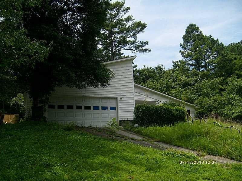 594 Candlewick Lane, Lilburn, GA 30047 — most recent listing photo