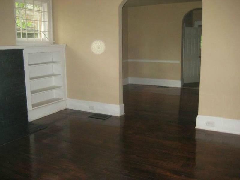 3 bedroom, 1,665 sq ft single family residence sold at 880 Westmont Road, Atlanta, GA 30311