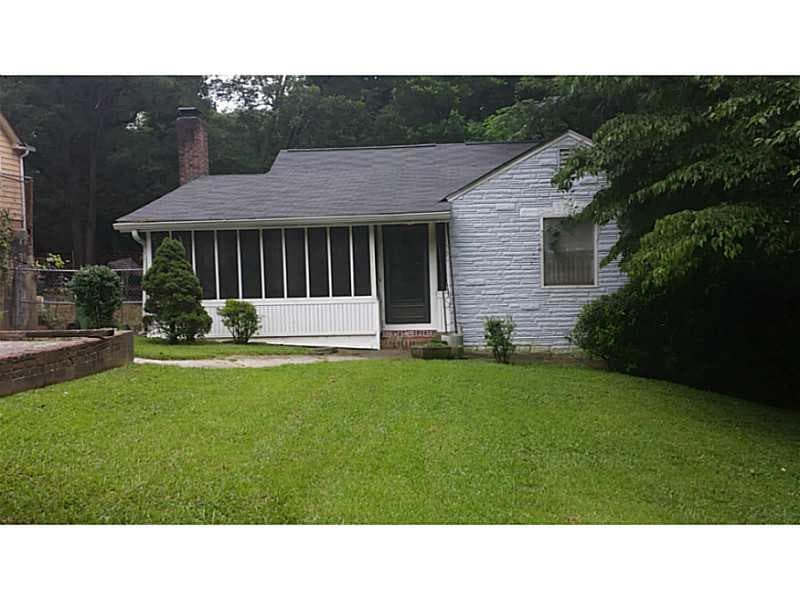 3 bedroom, 1,693 sq ft single family residence sold at 1974 NW Maywood Place, Atlanta, GA 30318