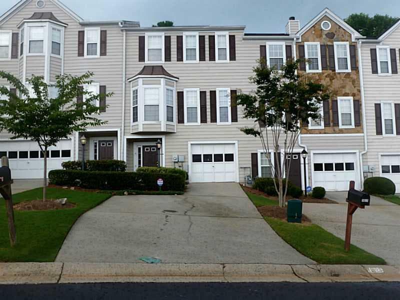 2 bedroom townhouse sold at 2027 Pinnacle Pointe Drive 2027, Norcross, GA 30071