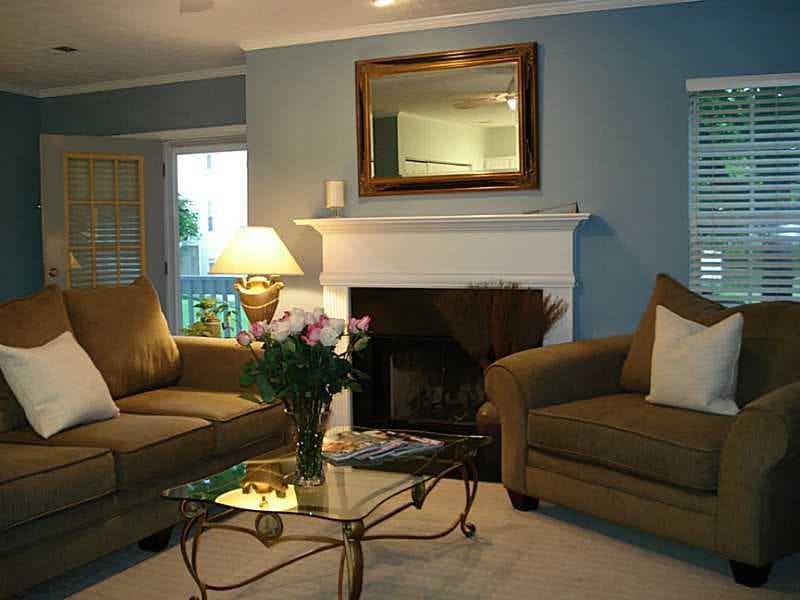 2 bedroom, 1,128 sq ft condominium sold at 1353 KEYS CROSSING Drive 1353, Atlanta, GA 30319