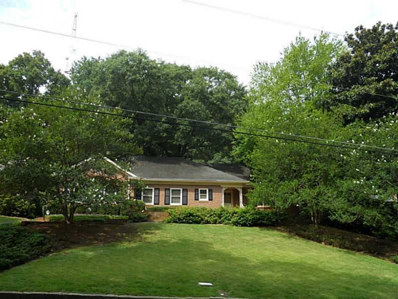 3 bedroom, 2,406 sq ft single family residence sold at 1660 Nottingham Way, Atlanta, GA 30309
