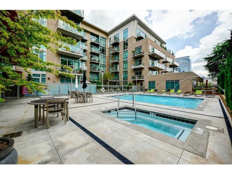 2 bedroom, 1,217 sq ft condominium sold at 905 Juniper Street 403, Atlanta, GA 30309