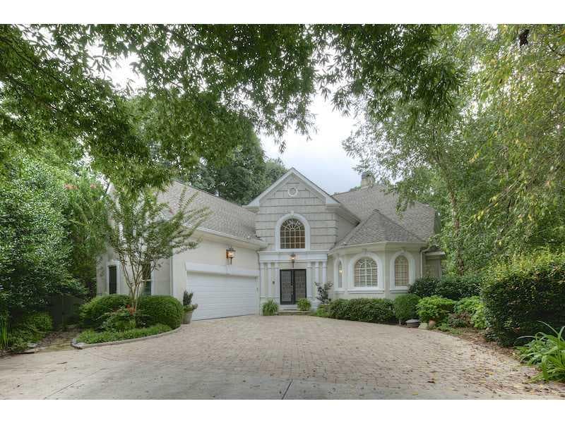 6 bedroom, 3,888 sq ft single family residence sold at 245 Ledgemont Court, Atlanta, GA 30342