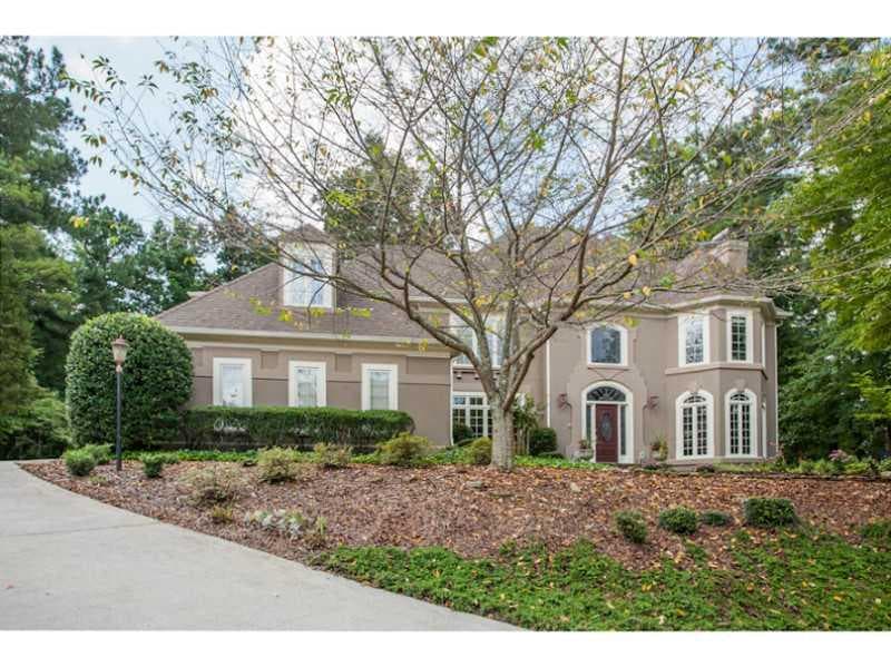 8725 Torrington Drive, Roswell, GA 30076 — most recent listing photo