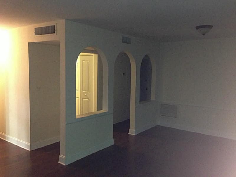 1 bedroom, 950 sq ft condominium sold at 66 NW La Rue Place 66, Atlanta, GA 30327