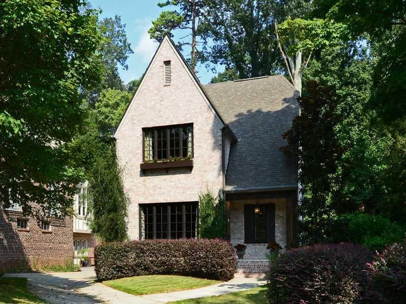 5 bedroom, 3,539 sq ft single family residence sold at 205 Chelsea Drive, Decatur, GA 30030
