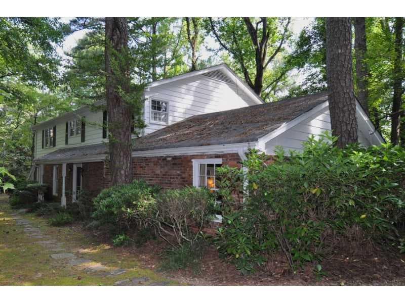 4 bedroom, 2,400 sq ft single family residence sold at 61 Burdette Road, Sandy Springs, GA 30327