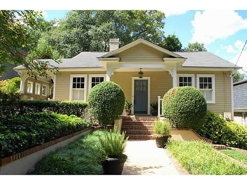 3 bedroom, 1,600 sq ft single family residence sold at 2382 Glenwood Drive, Atlanta, GA 30305