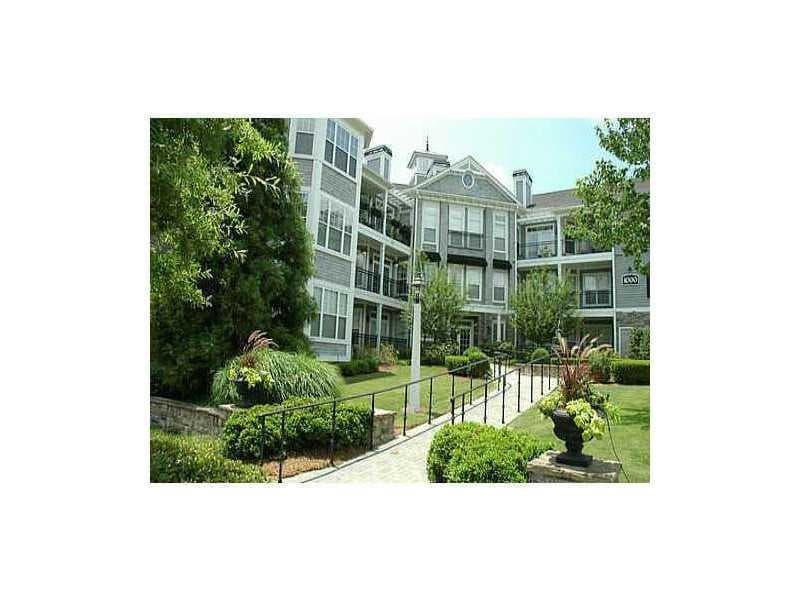 2 bedroom, 1,318 sq ft condominium sold at 4100 Paces Walk 1210, Atlanta, GA 30339