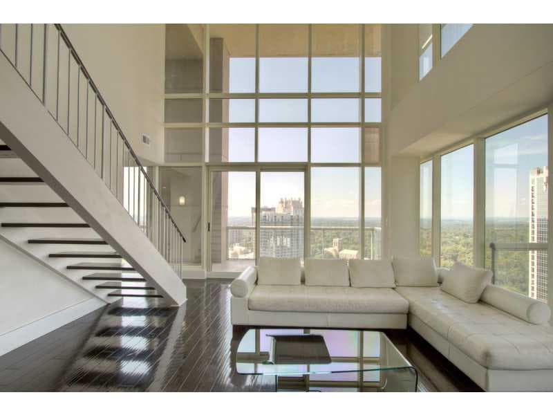 3 bedroom, 3,140 sq ft condominium sold at 2881 Peachtree Road 2605, Atlanta, GA 30305