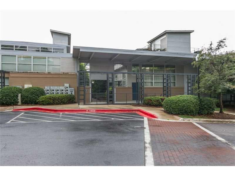 1 bedroom, 861 sq ft condominium sold at 400 Village Parkway 203, Atlanta, GA 30306