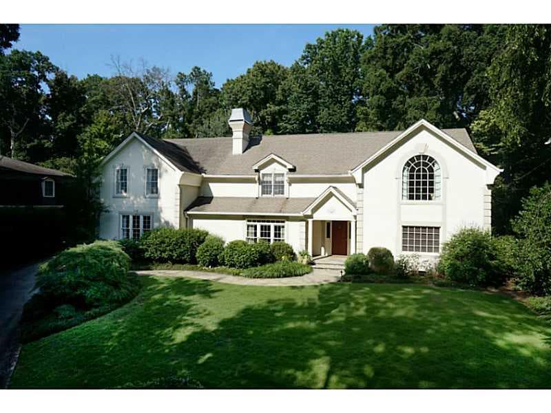 6 bedroom, 5,069 sq ft single family residence sold at 4750 Paran Valley, Atlanta, GA 30327