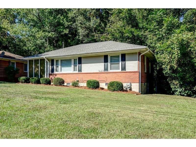2 bedroom, 816 sq ft single family residence sold at 2489 Sylvan Terrace, East Point, GA 30344