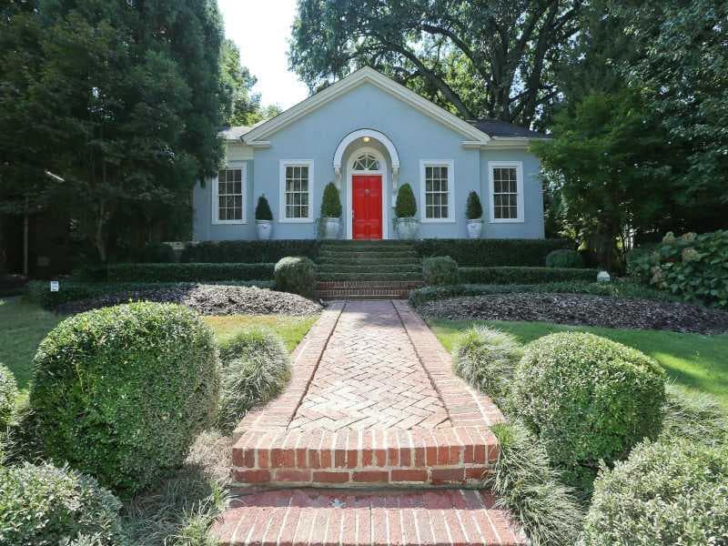 3 bedroom, 2,408 sq ft single family residence sold at 1125 Saint Charles Place, Atlanta, GA 30306