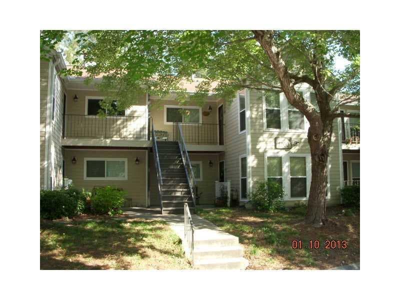 1202 Lake Pointe Circle 1202, Roswell, GA 30075 — most recent listing photo