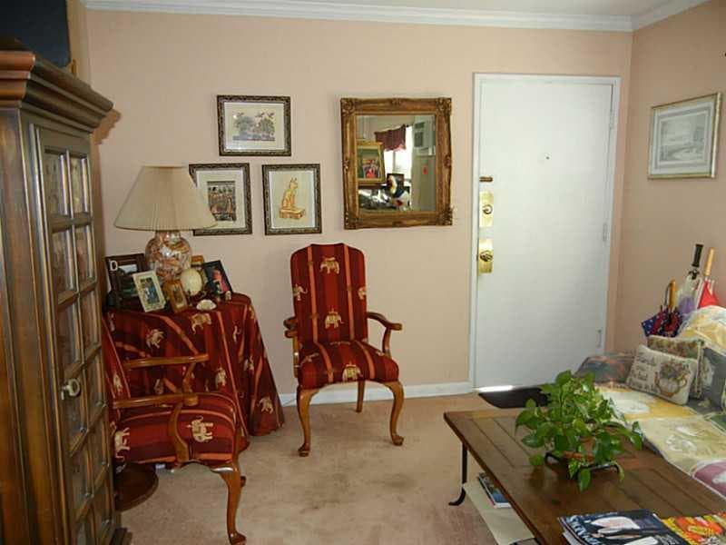 1 bedroom, 720 sq ft condominium sold at 1048 Saint Charles Avenue 2, Atlanta, GA 30306