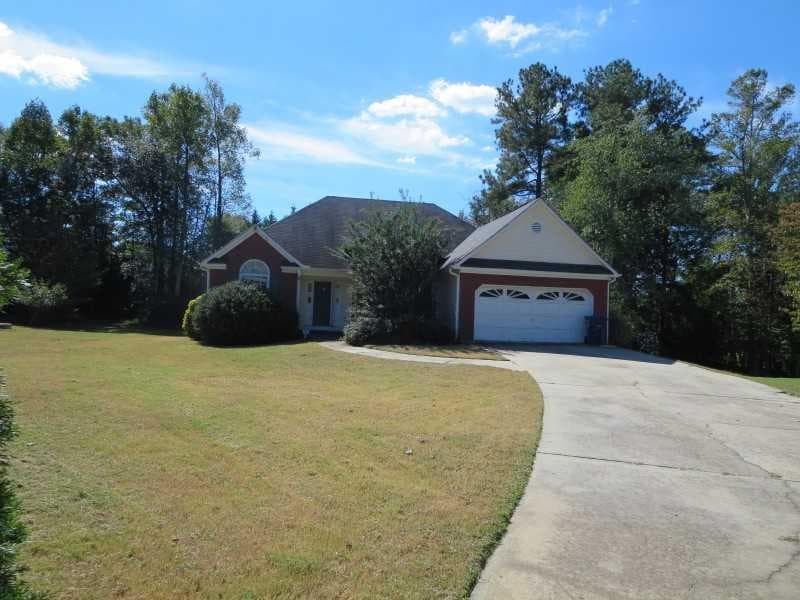 3 bedroom, 1,636 sq ft single family residence sold at 620 WEEPING WILLOW Drive, Loganville, GA 30052