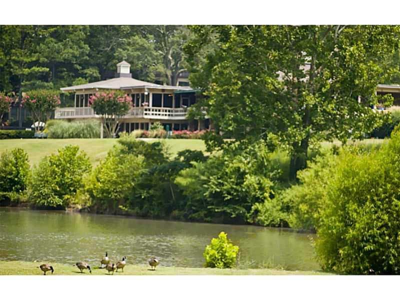 1 bedroom, 828 sq ft condominium sold at 96 Rosaire Place 0, Atlanta, GA 30327