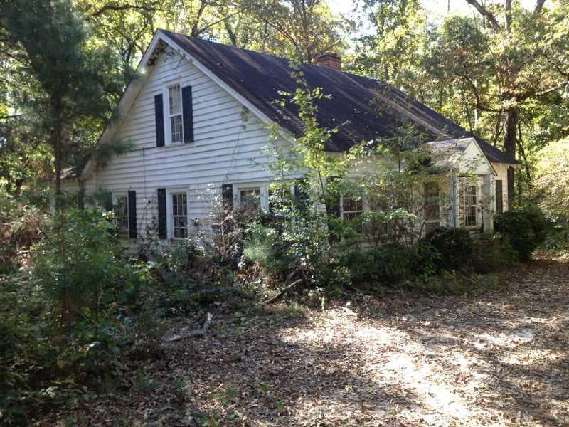 single family residence sold at 237 Hood Road, Lilburn, GA 30047