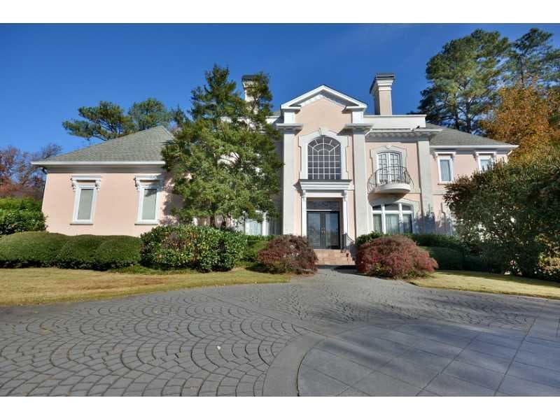 7 bedroom, 5,506 sq ft single family residence sold at 140 N Devereux Court, Atlanta, GA 30327