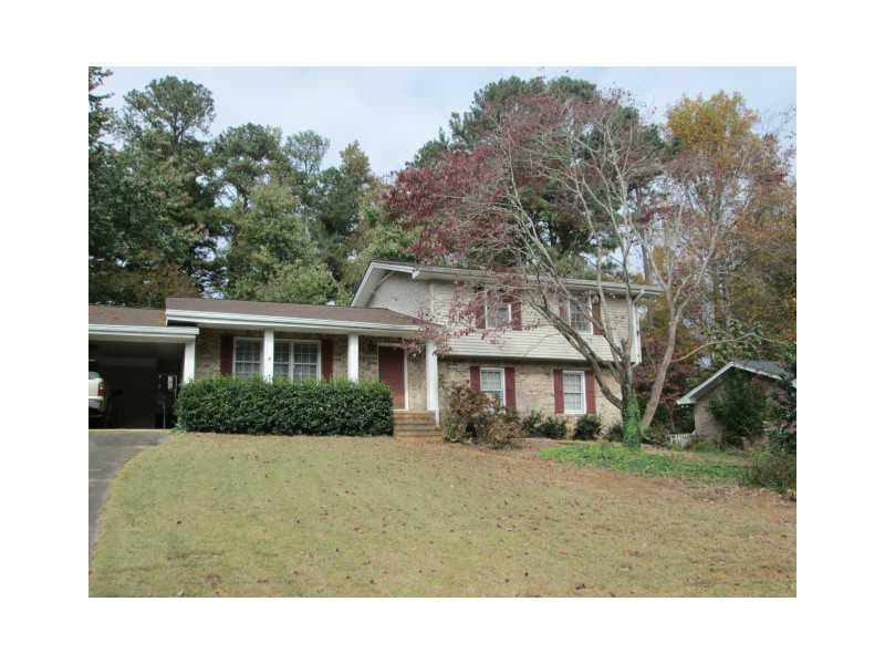 4 bedroom, 2,232 sq ft single family residence sold at 6739 Lockridge Drive, Atlanta, GA 30360