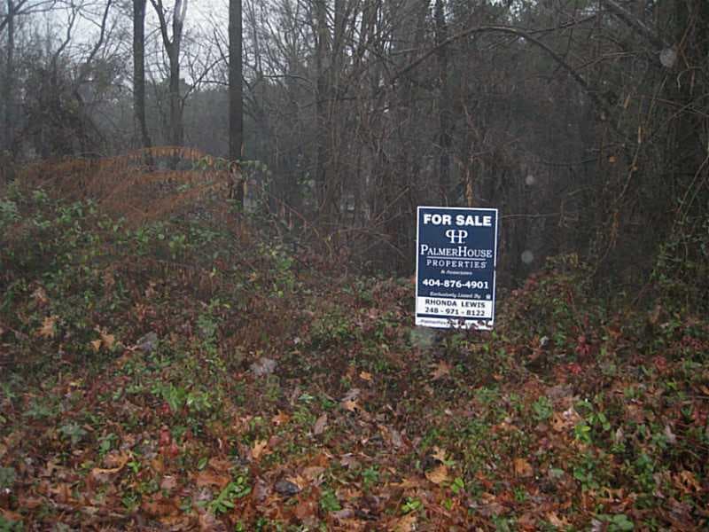 1,080 sq ft single family residence sold at 3680 Hollow Oak Lane, Lithonia, GA 30038
