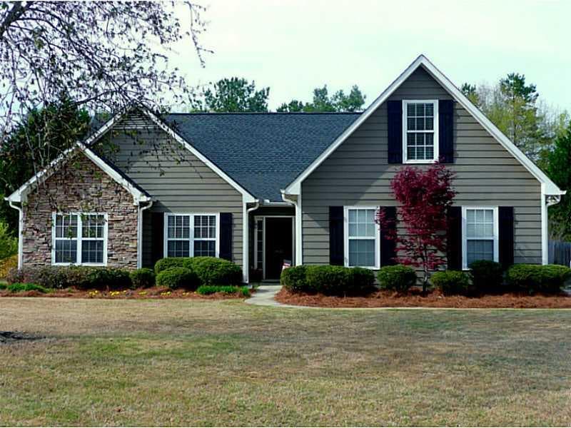 1435 Smoke Hill Drive, Hoschton, GA 30548 — most recent listing photo