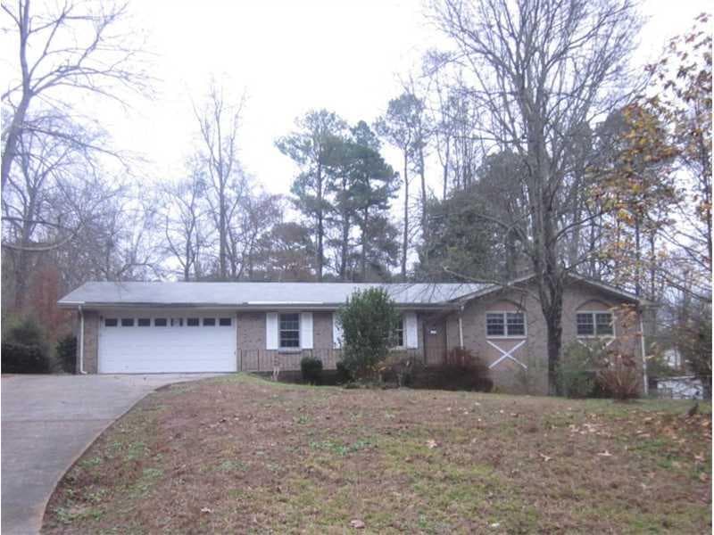 3 bedroom, 1,590 sq ft single family residence sold at 226 King David Drive, Lilburn, GA 30047