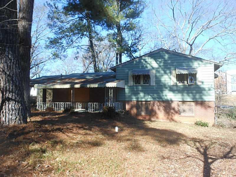5 bedroom, 1,080 sq ft single family residence sold at 2475 Harvel Drive, Atlanta, GA 30318