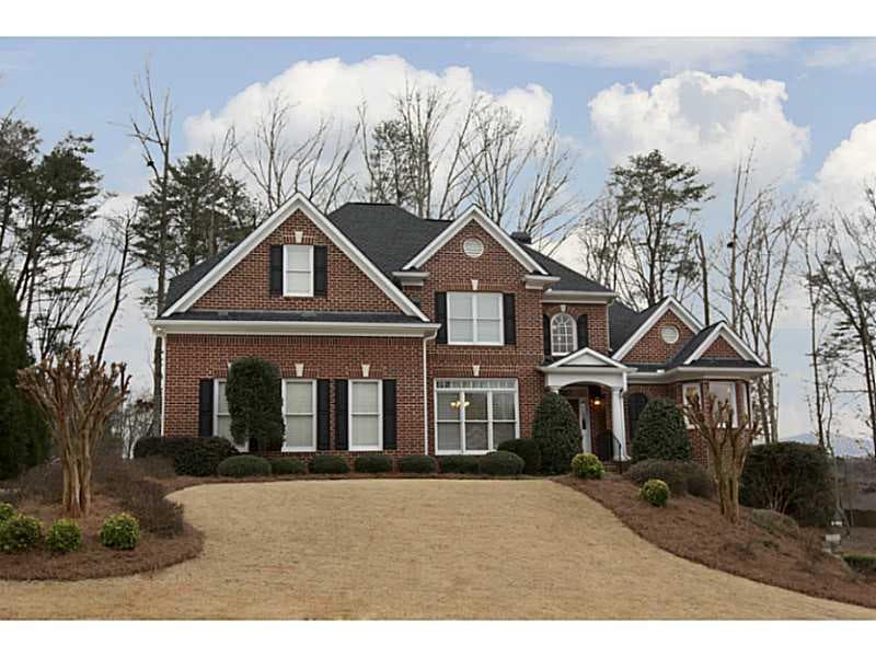 4 bedroom, 2,924 sq ft single family residence sold at 923 Ravenwood Way, Canton, GA 30115