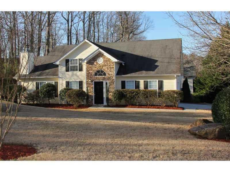4 bedroom, 1,905 sq ft single family residence sold at 1495 Brookdale Drive, Sugar Hill, GA 30518