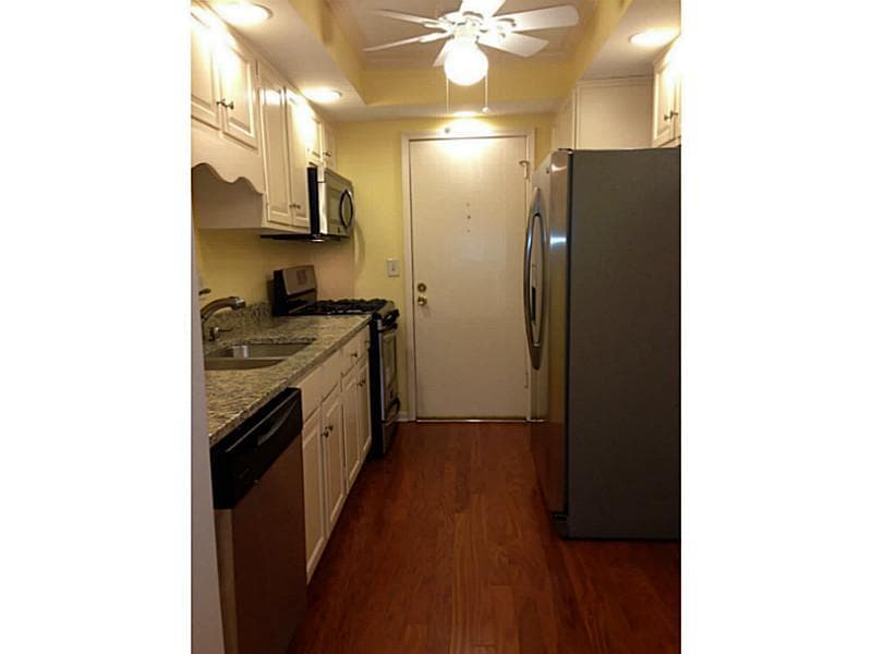 2 bedroom, 1,206 sq ft condominium sold at 6851 Roswell Road F4, Sandy Springs, GA 30328