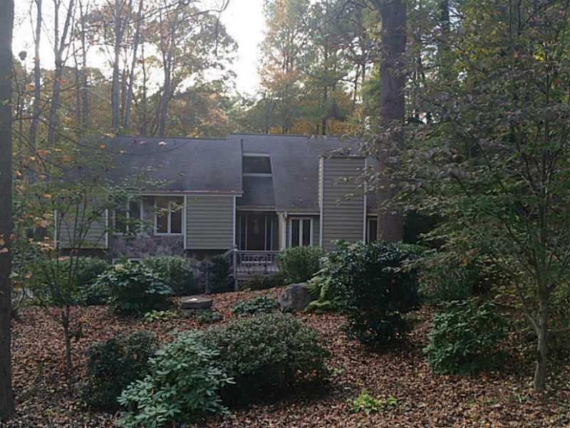 2810 Windsor Drive, Marietta, GA 30066 — most recent listing photo