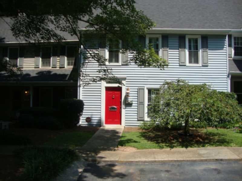 3 bedroom, 1,356 sq ft condominium sold at 4111 N Gloucester Place 4111, Atlanta, GA 30341